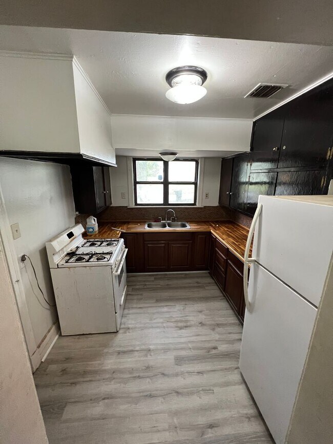 Foto del edificio - 123 E Wyandotte St