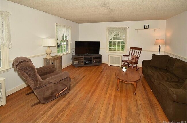 Foto del edificio - 499 N Eagleville Rd