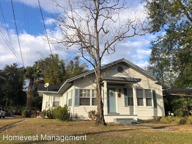 Building Photo - 2 br, 2 bath House - 23 W. King Street