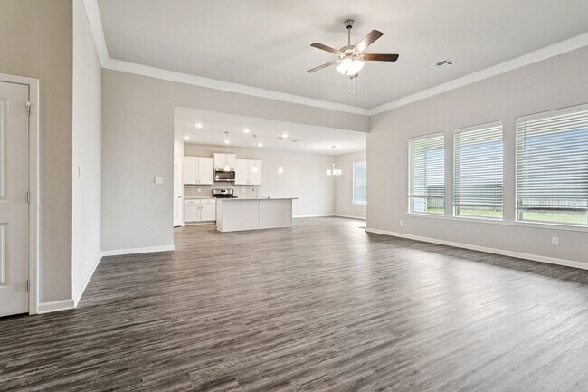 Foto del edificio - Stunning Family Home with Southern Charm in Slidell, Louisiana!