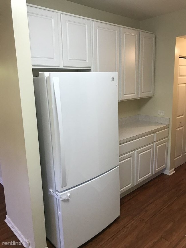 Building Photo - 2 br, 2 bath House - 1340 Brookdale Dr