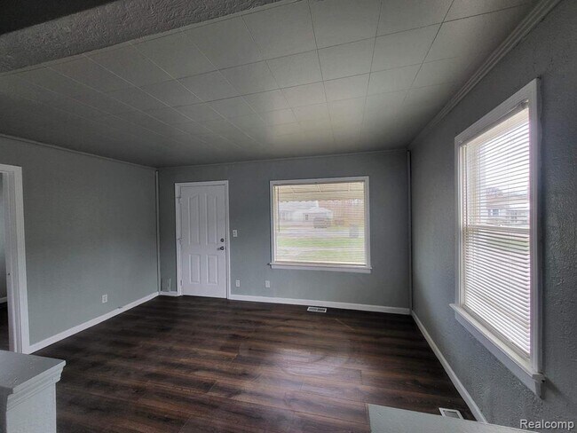 Foto del edificio - 6466 Cooper St