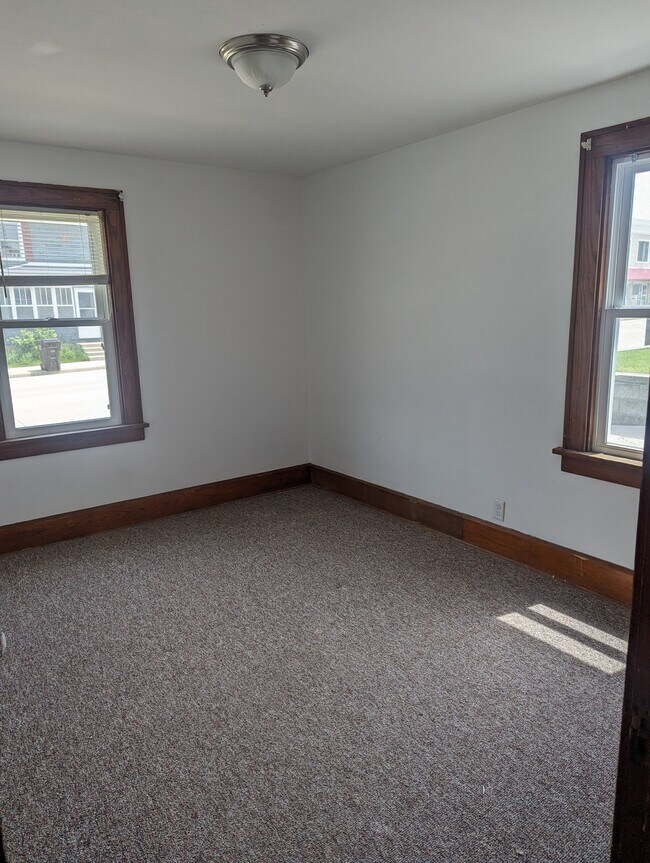 Bedroom 2 - 1005 9th Ave