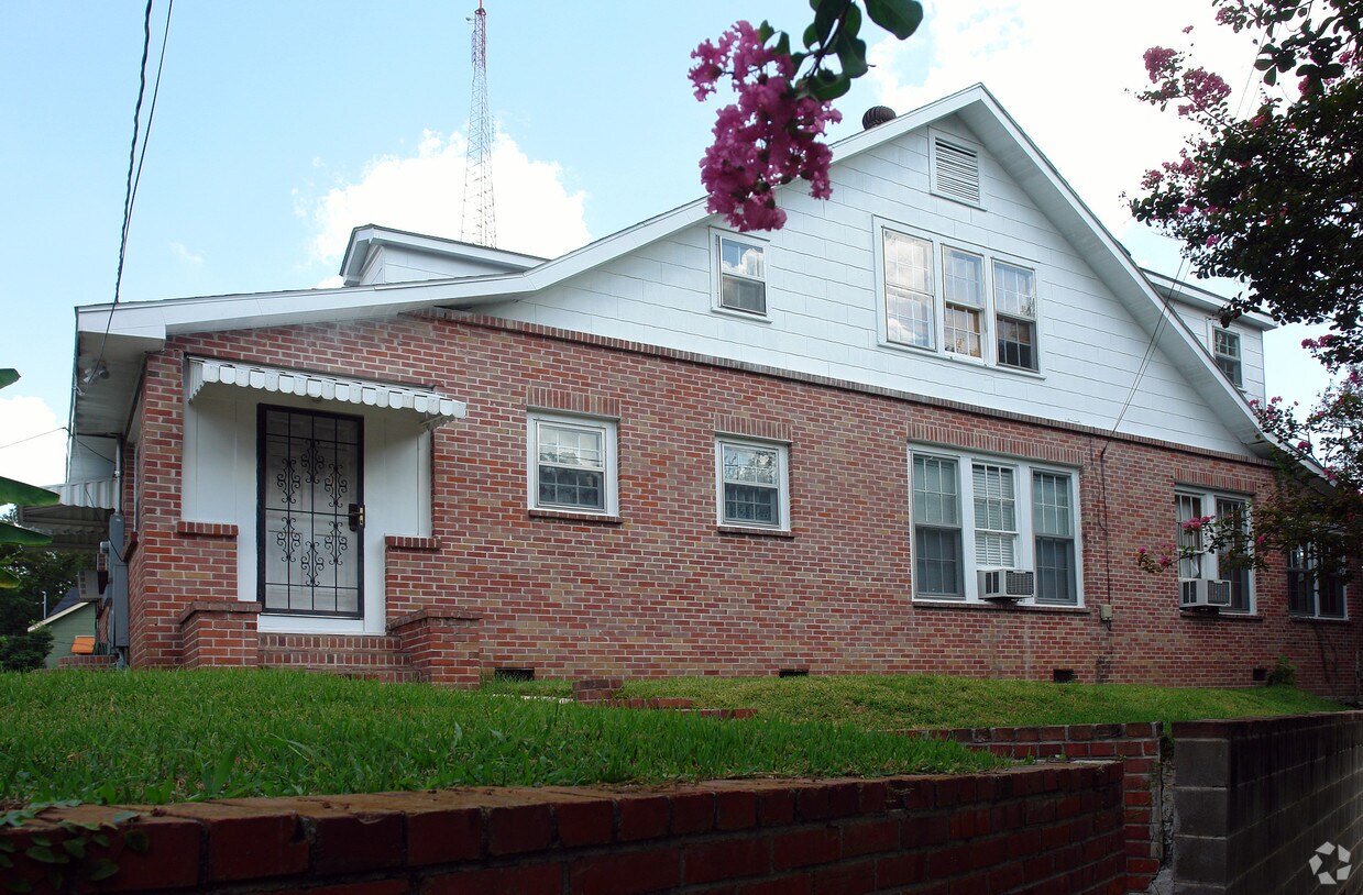 Building Photo - 600 Beauregard St