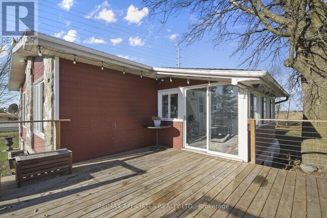 Photo du bâtiment - 2625 Shea Rd