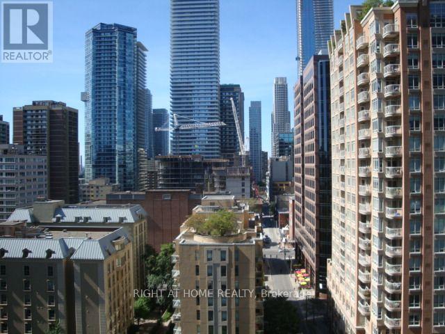 Photo du bâtiment - 28 Ted Rogers Way