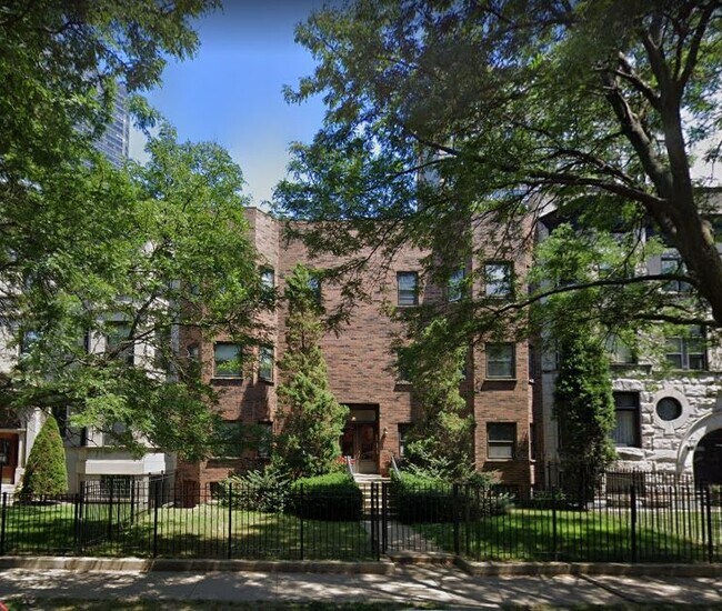 Building Photo - 5337 N Kenmore Ave
