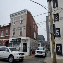 Building Photo - 1346 N 27th St