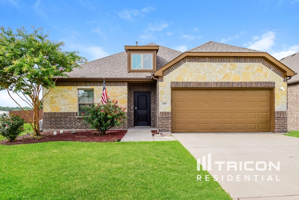 Foto principal - 509 Dogwood Dr