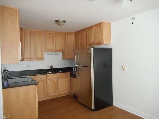 Building Photo - 1 br, 1 bath Apartment - 204 W Colfax St B