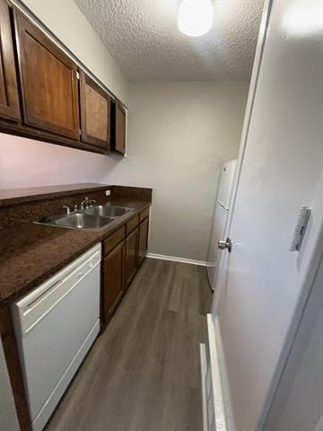 Foto del edificio - 201 Pine Meadow Dr