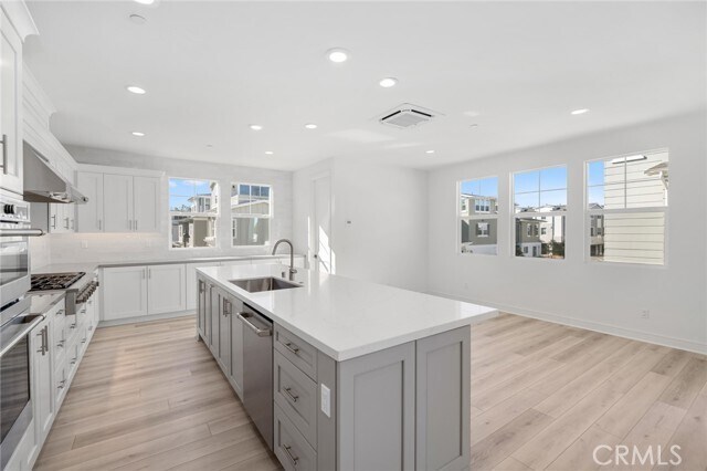 Foto del edificio - 2142 Andover Ln