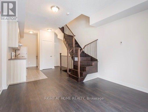 Photo du bâtiment - 2059 Weston Rd