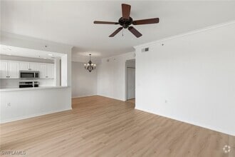 Building Photo - 8570 Kingbird Loop