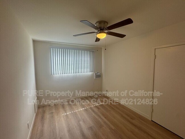Foto del edificio - 4421 Murietta Ave