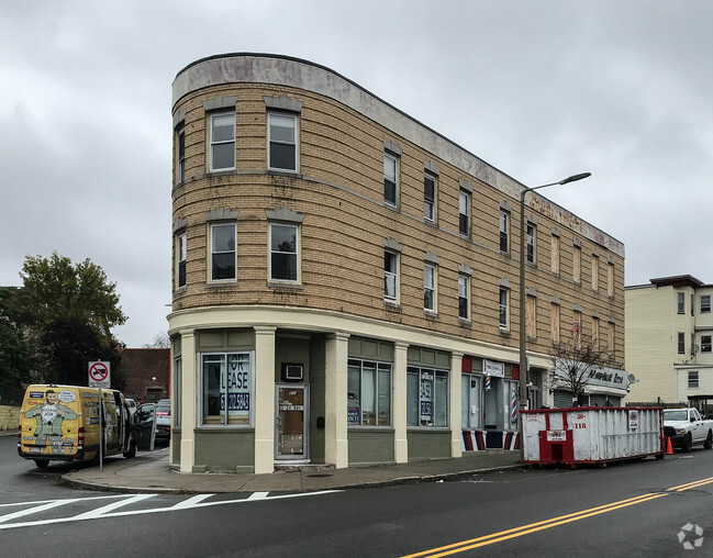 Building Photo - 316-324 Talbot Ave