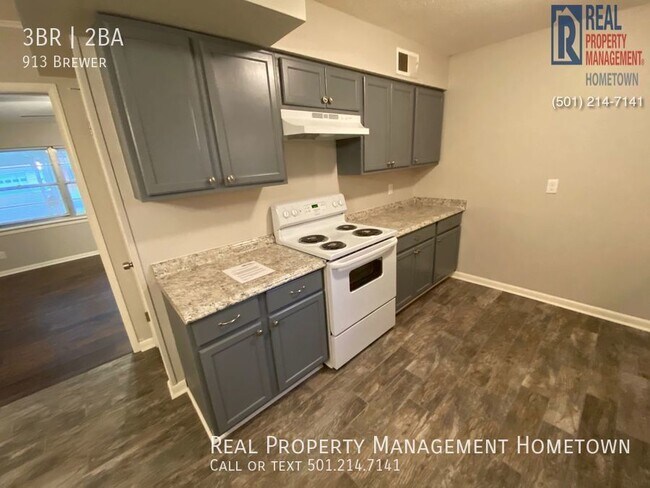 Foto del edificio - Beautiful Newly Renovated 3-bedroom 2-bath...