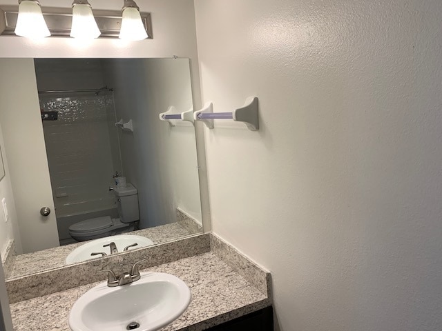 Upgraded Master Bath - The Harbor