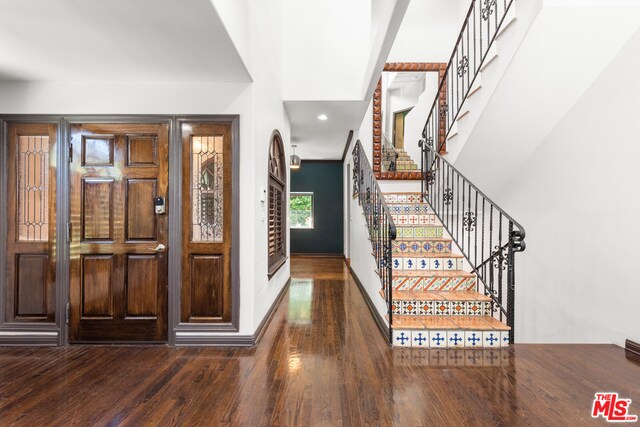 Building Photo - 2131 Stanley Hills Dr