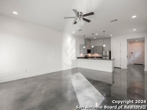 Building Photo - 211 San Salvador Ave