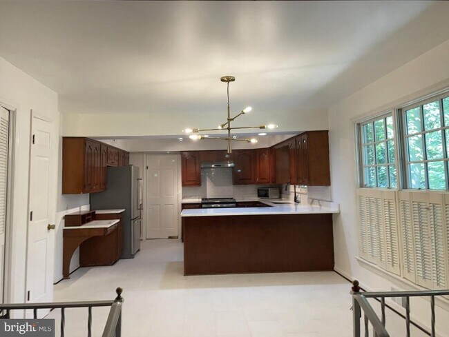 Foto del edificio - 4033 41st St N