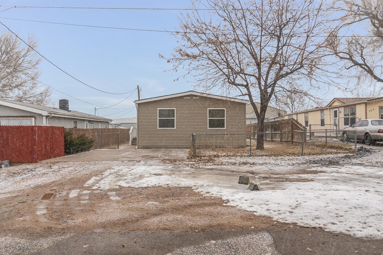 306 B St, Ault, CO 80610 House Rental in Ault, CO