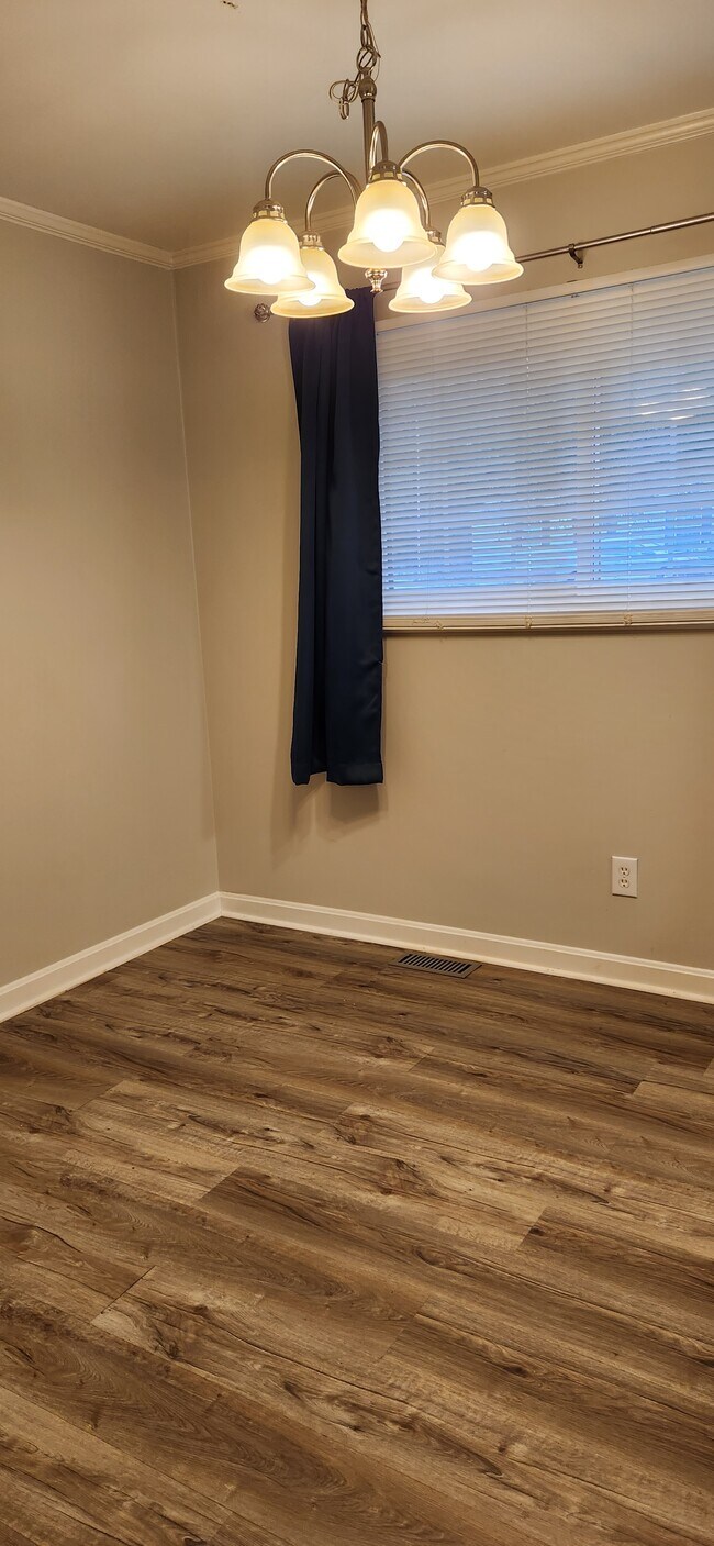 Photo - 10124 Barberville Rd House