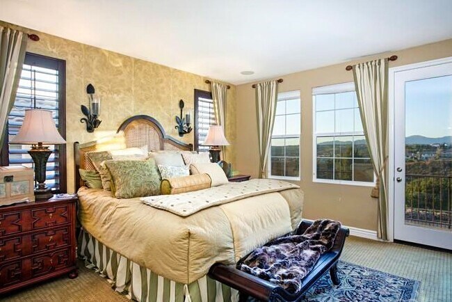 Foto del edificio - 1029 Breakaway Dr