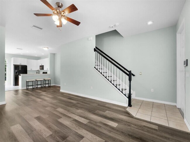 Foto del edificio - 8736 Eleanor Ct