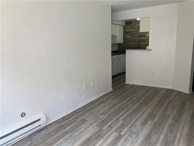 Building Photo - 200 Milltown Rd