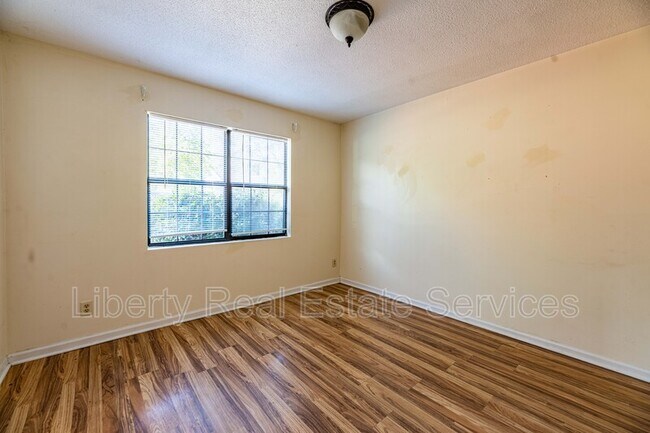 Foto del edificio - 720 Elaine St