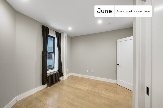 Foto del edificio - Room in Shared 2 bed/1 bath home