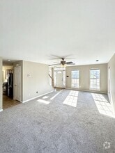 Building Photo - 6005 Almond Creek N Ln