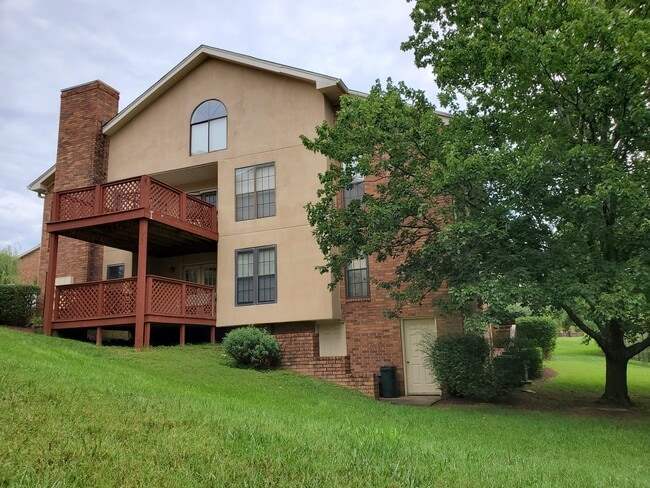 Building Photo - 5914 Stone Brook Dr