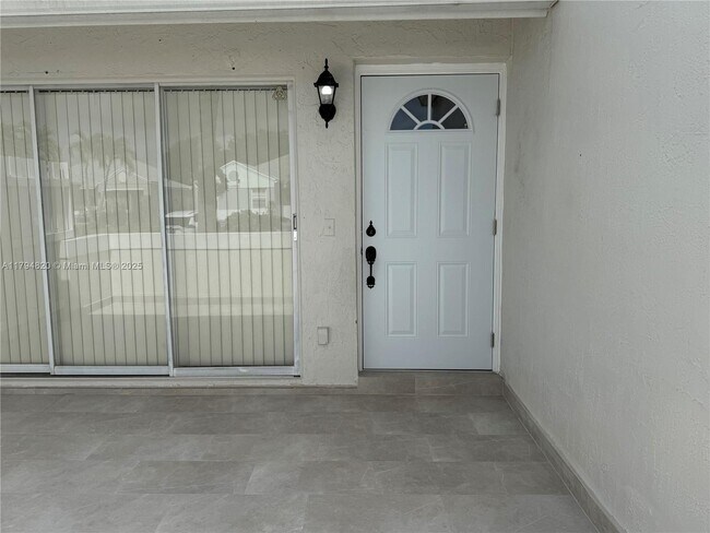 Foto del edificio - 20781 SW 103rd Ct