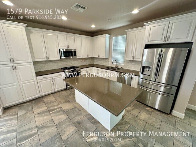Foto del edificio - 1579 Parkside Way