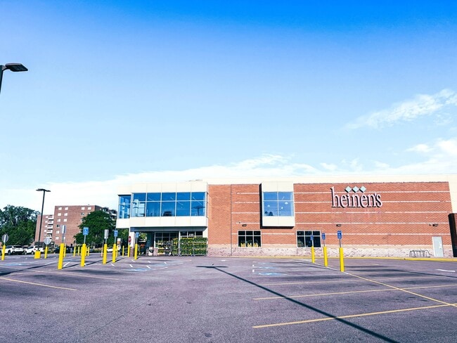 Building Photo - Huntington Green Apartments