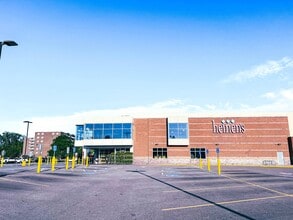 Interior Photo - Huntington Green Apartments