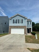 Building Photo - 5356 Barberry Ave