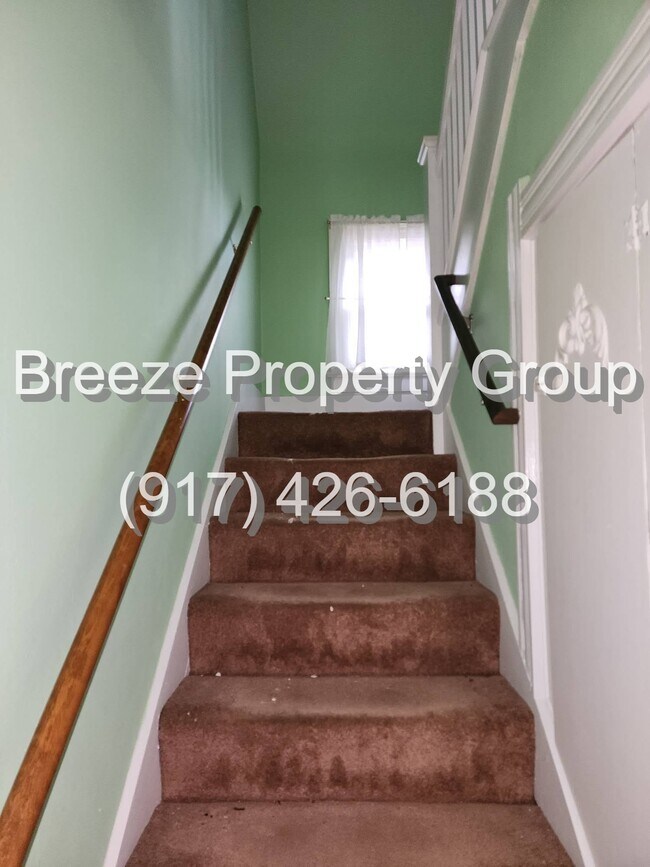 Foto del edificio - 1508 Albert St