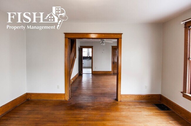 Building Photo - 1207 Packer St