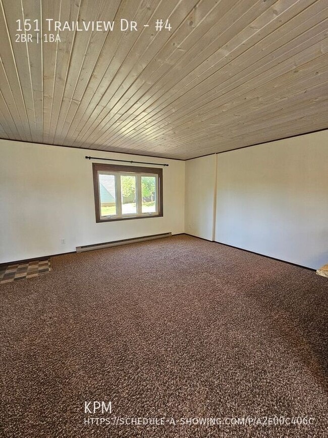 Building Photo - 151 Trail View Dr