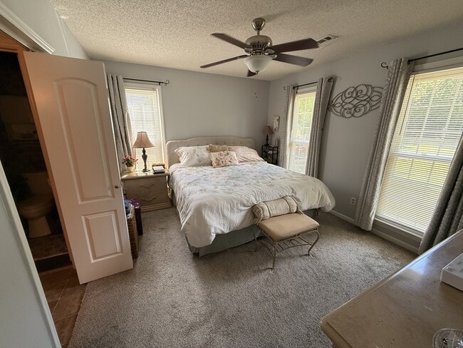 Building Photo - 2029 Bugle Dr