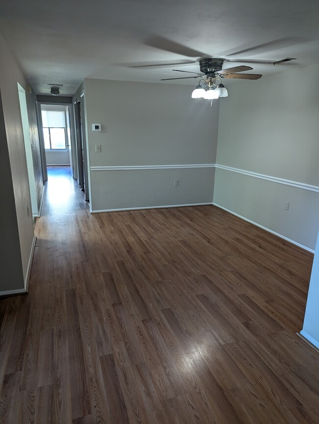 Building Photo - 18204 Swiss Cir