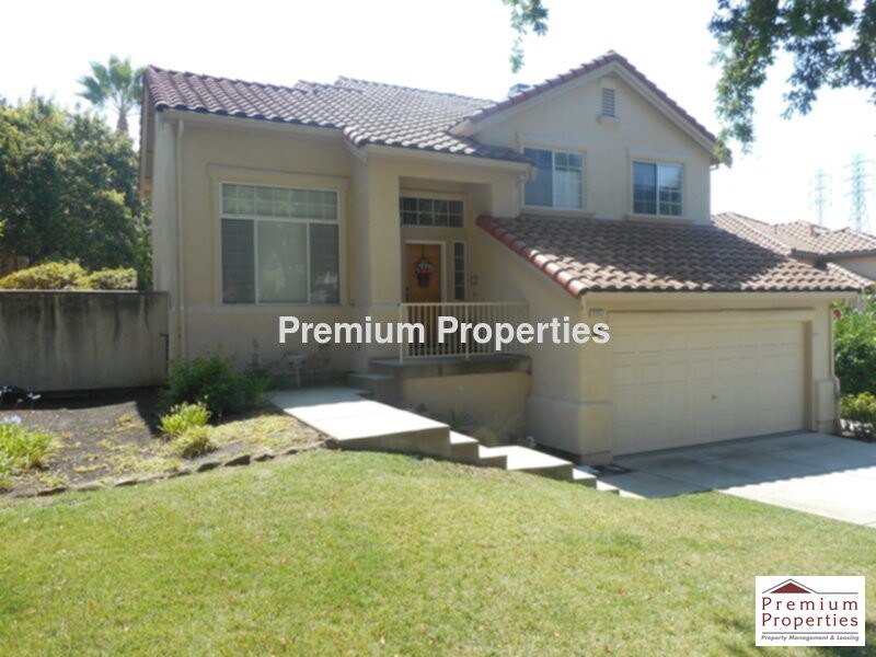 Primary Photo - 5251 Clearbrook Dr