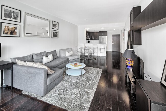 Foto del edificio - 1100 Maxwell Ln
