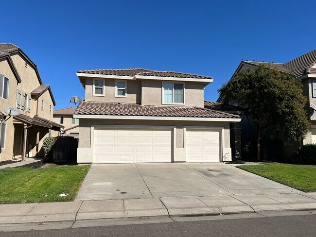 Foto del edificio - 5 bedroom home located in Sylvan School District!