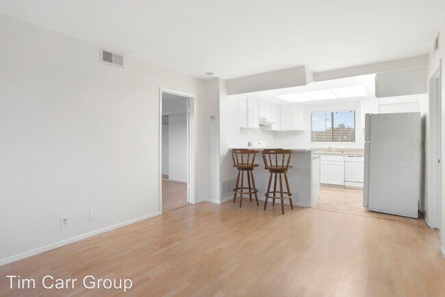 Building Photo - 231 Cabrillo St