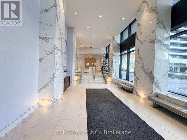 Building Photo - 20 Shore Breeze Dr