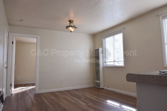 Building Photo - 476 Cortes St